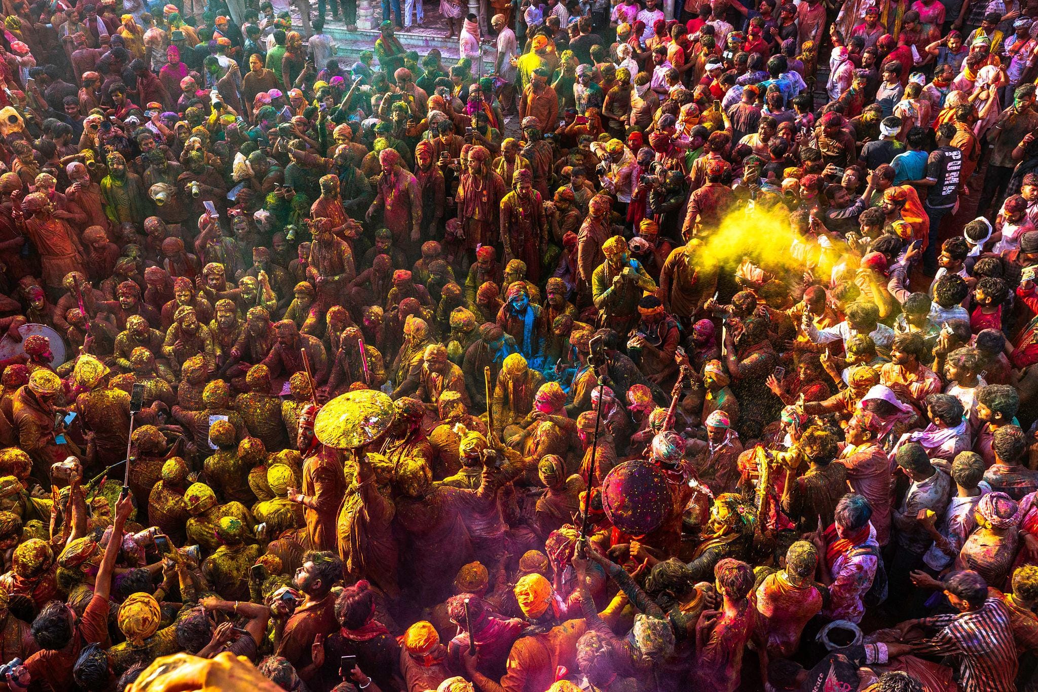 holi fesival mathura brindavan